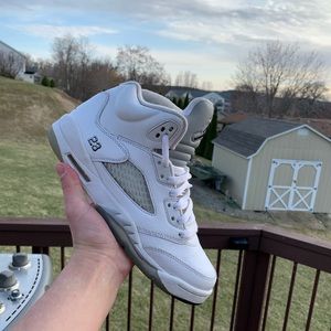 Jordan 5 Metallic White Size 7